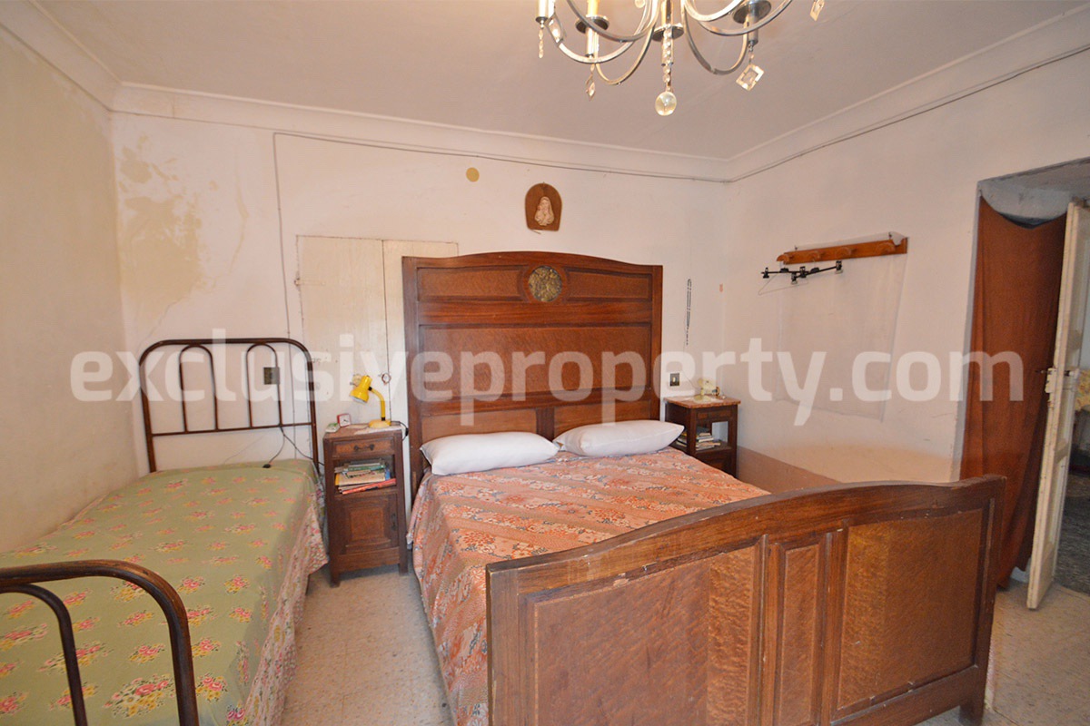 Historic House for Sale in Italy - Character Property with Terrace and Vaulted Cellars near the Adriatic Coast
