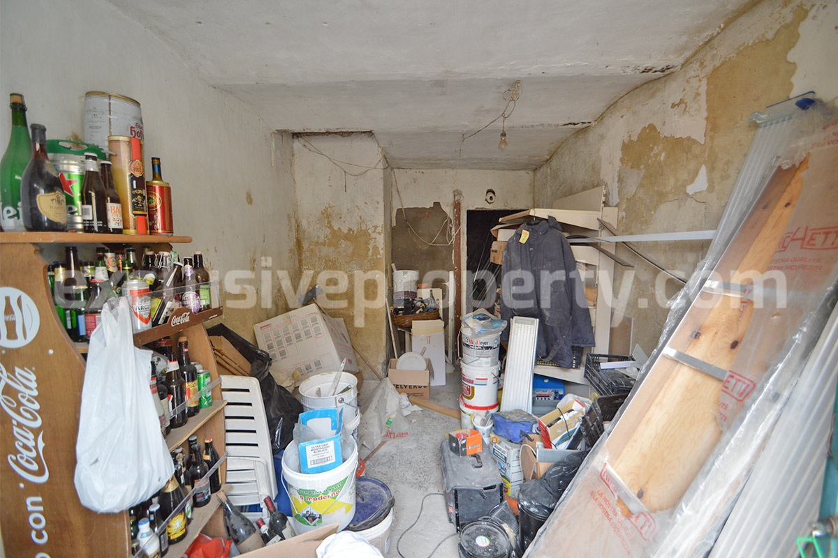 Sea View Townhouse for Sale in Tavenna - Molise - To Renovate - Solid Structure - 30 Min from the Adriatic Coast