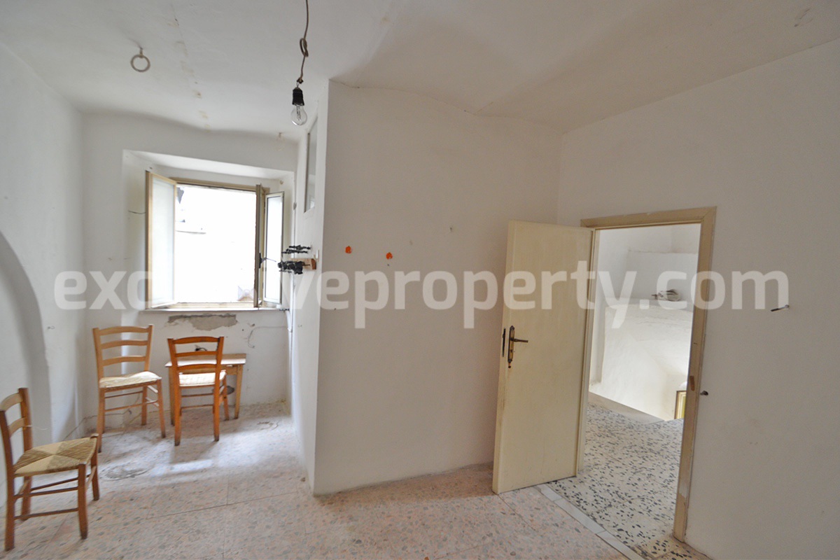 Stone House for Sale in Italy - Cheap Property in Molise to Renovate - 30 Minutes from the Adriatic Sea