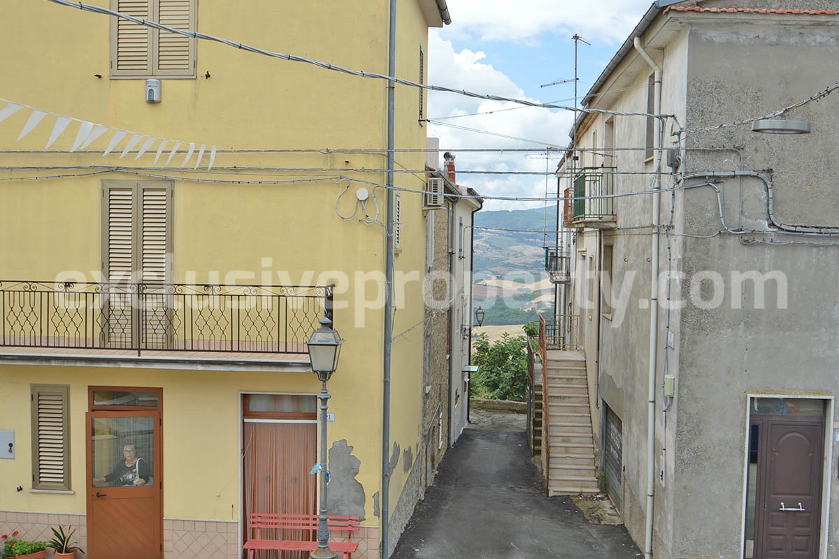 Stone House for Sale in Italy - Cheap Property in Molise to Renovate - 30 Minutes from the Adriatic Sea