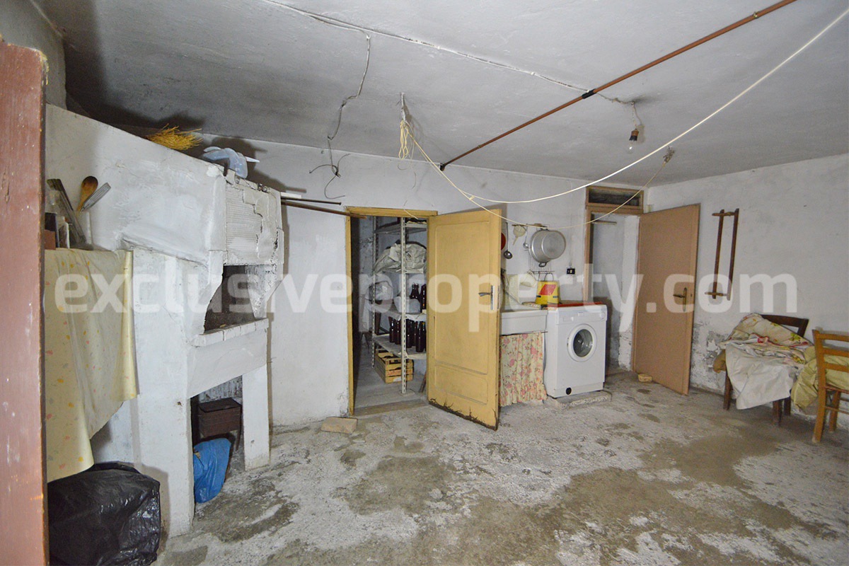 House for Sale in Italy - Habitable 3-Bedroom Townhouse with Cellar in Molise - 30 Min from the Adriatic Coast
