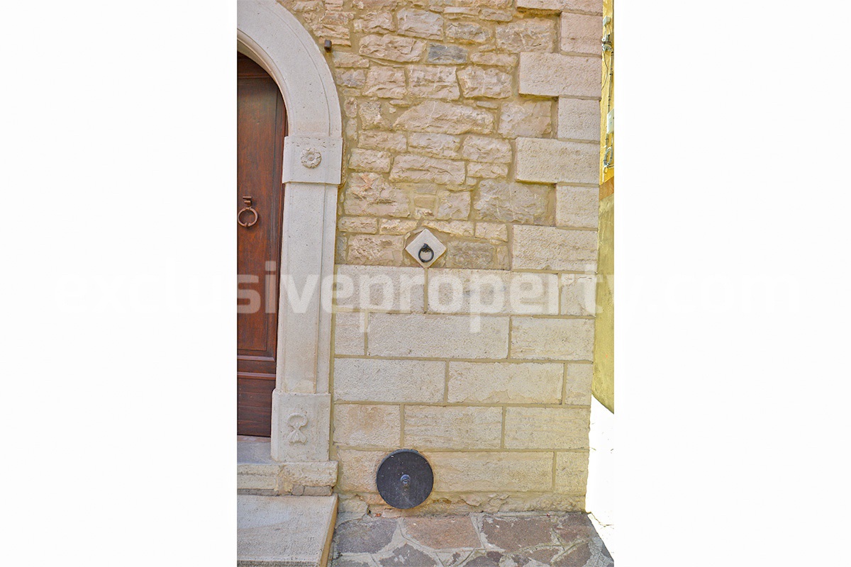 Stunning Properties in Italy - Italian Style Stone House for Sale in Guardialfiera - Molise - Renovated with Garden