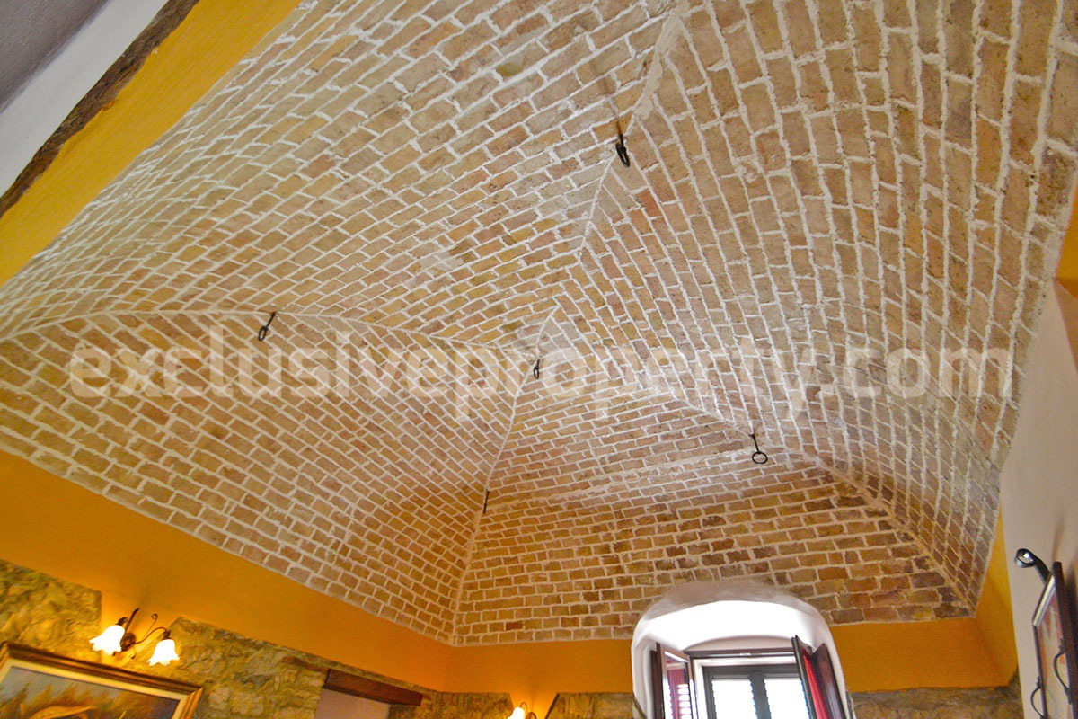 Stunning Properties in Italy - Italian Style Stone House for Sale in Guardialfiera - Molise - Renovated with Garden