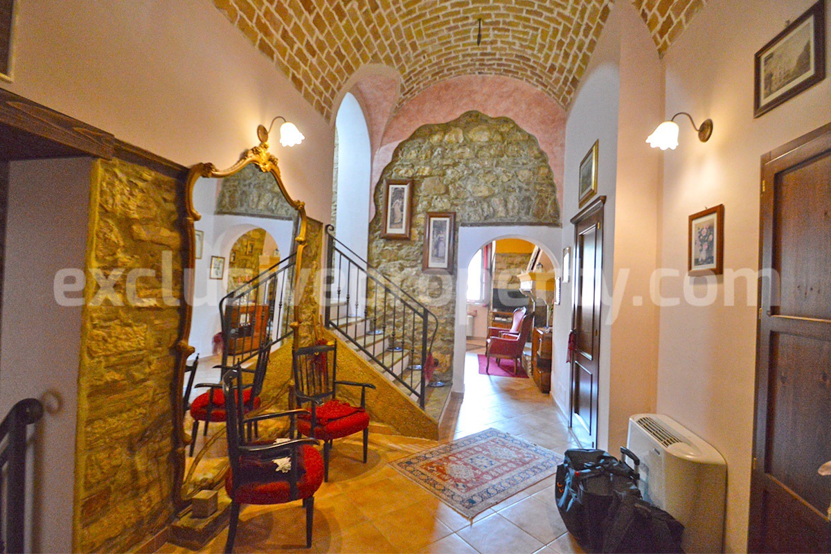 Stunning Properties in Italy - Italian Style Stone House for Sale in Guardialfiera - Molise - Renovated with Garden