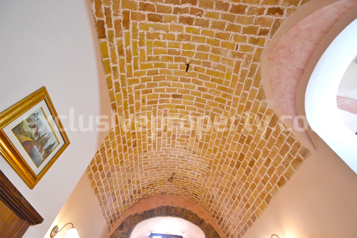 Stunning Properties in Italy - Italian Style Stone House for Sale in Guardialfiera - Molise - Renovated with Garden