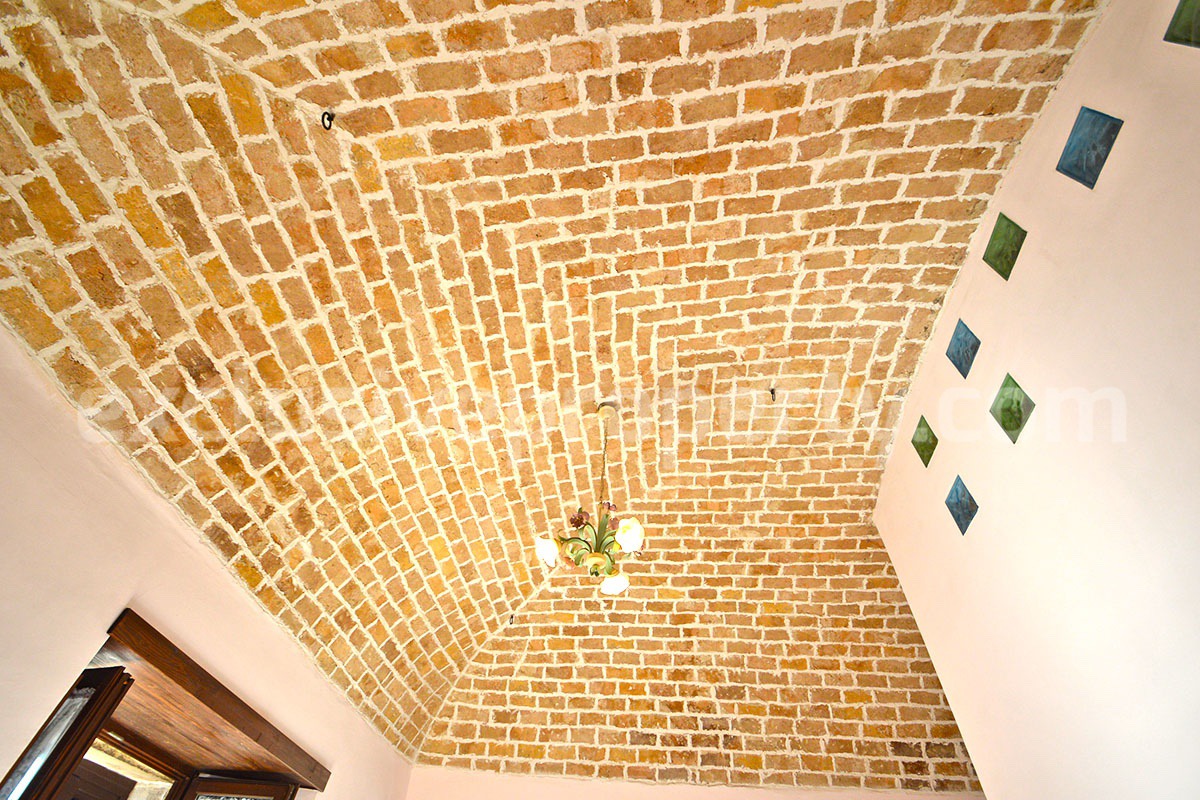 Stunning Properties in Italy - Italian Style Stone House for Sale in Guardialfiera - Molise - Renovated with Garden