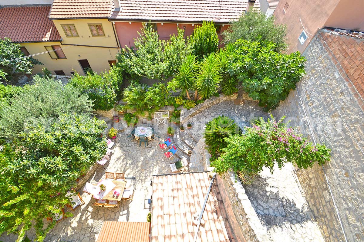 Stunning Properties in Italy - Italian Style Stone House for Sale in Guardialfiera - Molise - Renovated with Garden