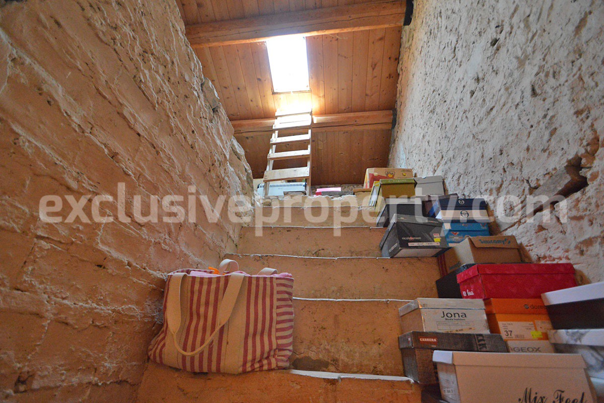 Stunning Properties in Italy - Italian Style Stone House for Sale in Guardialfiera - Molise - Renovated with Garden