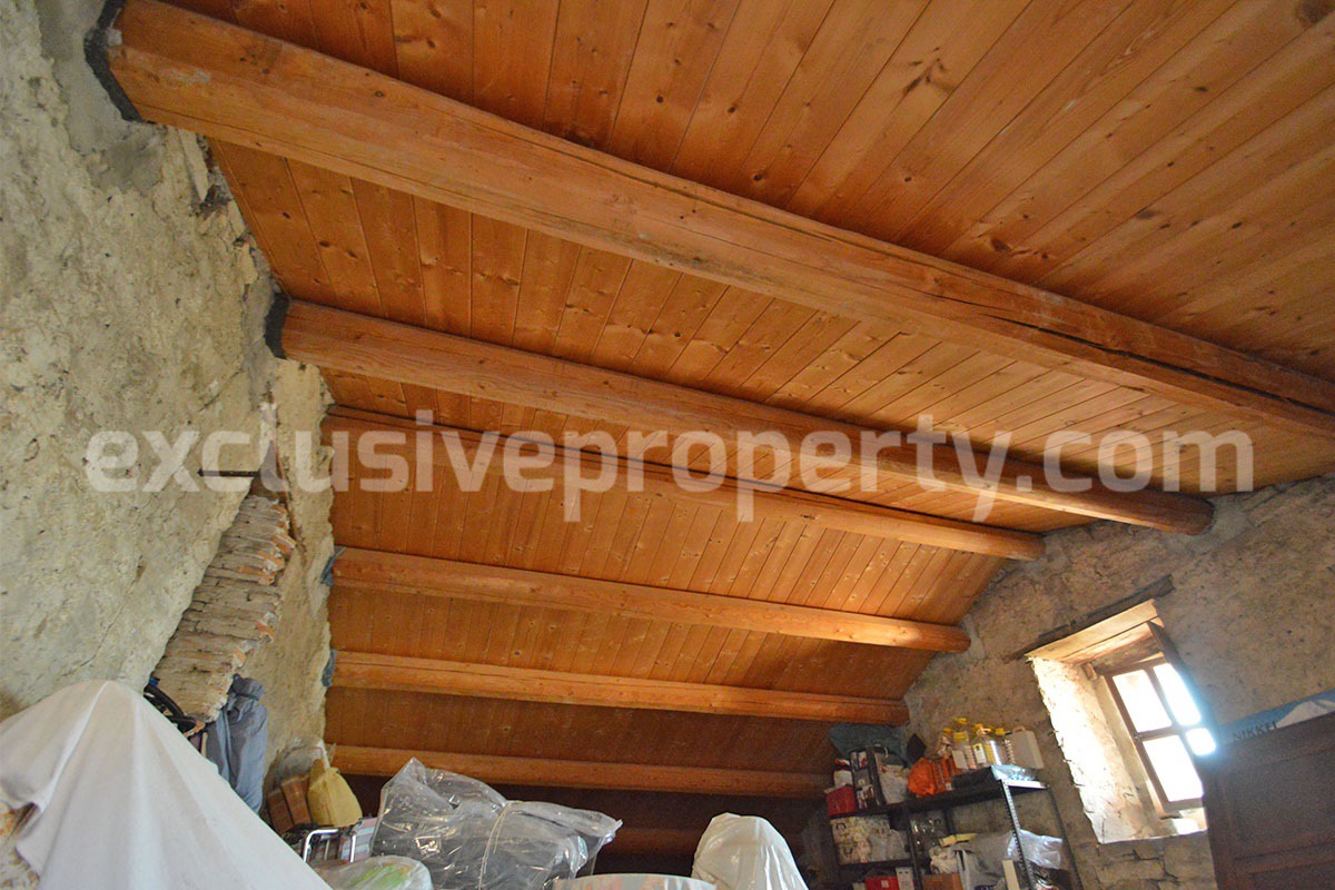 Stunning Properties in Italy - Italian Style Stone House for Sale in Guardialfiera - Molise - Renovated with Garden