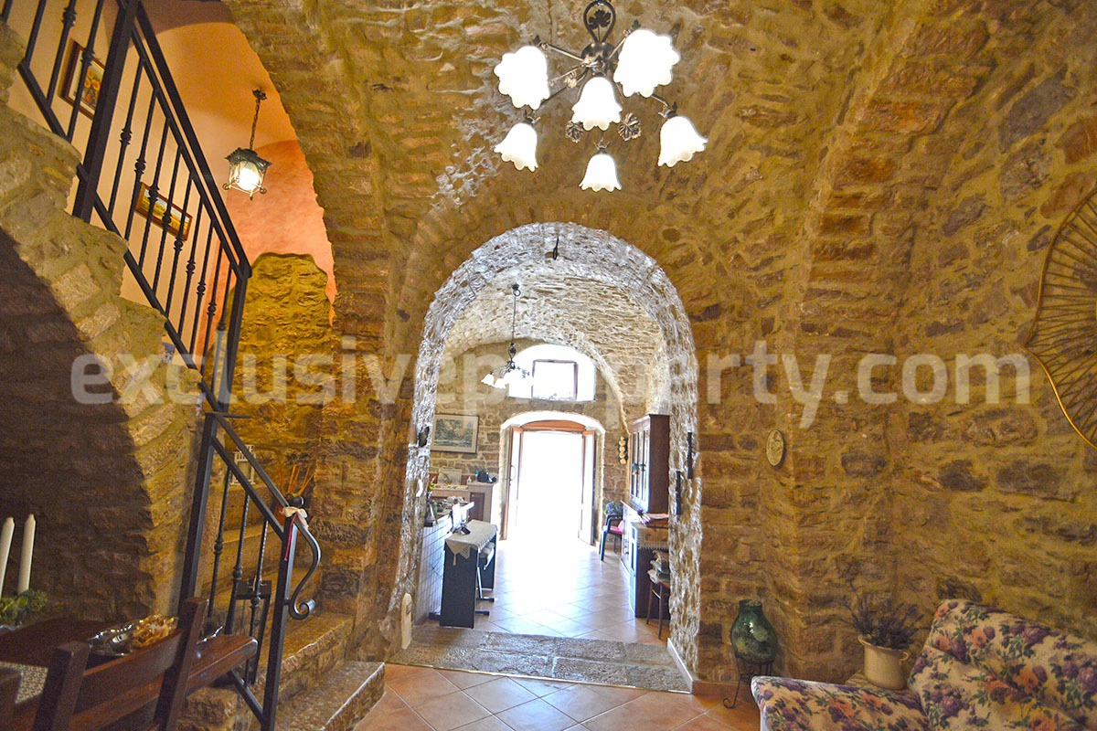 Stunning Properties in Italy - Italian Style Stone House for Sale in Guardialfiera - Molise - Renovated with Garden