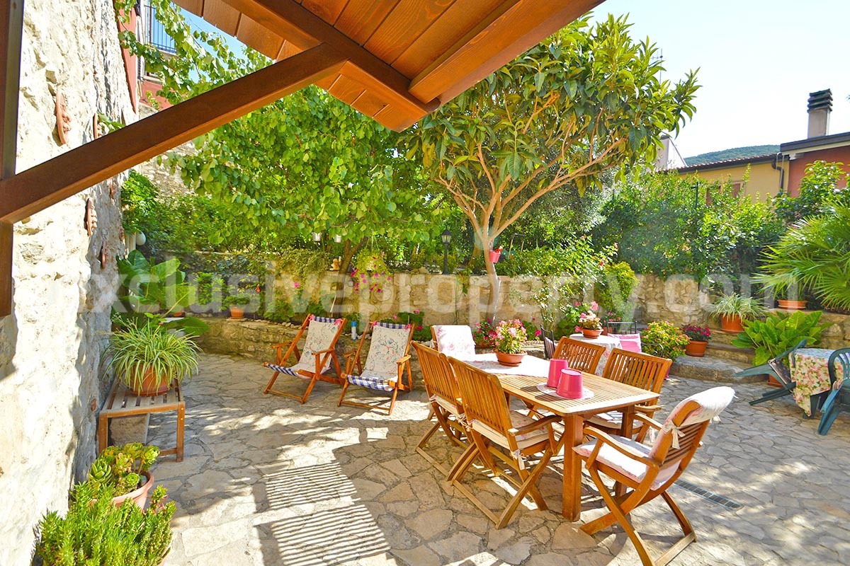 Stunning Properties in Italy - Italian Style Stone House for Sale in Guardialfiera - Molise - Renovated with Garden