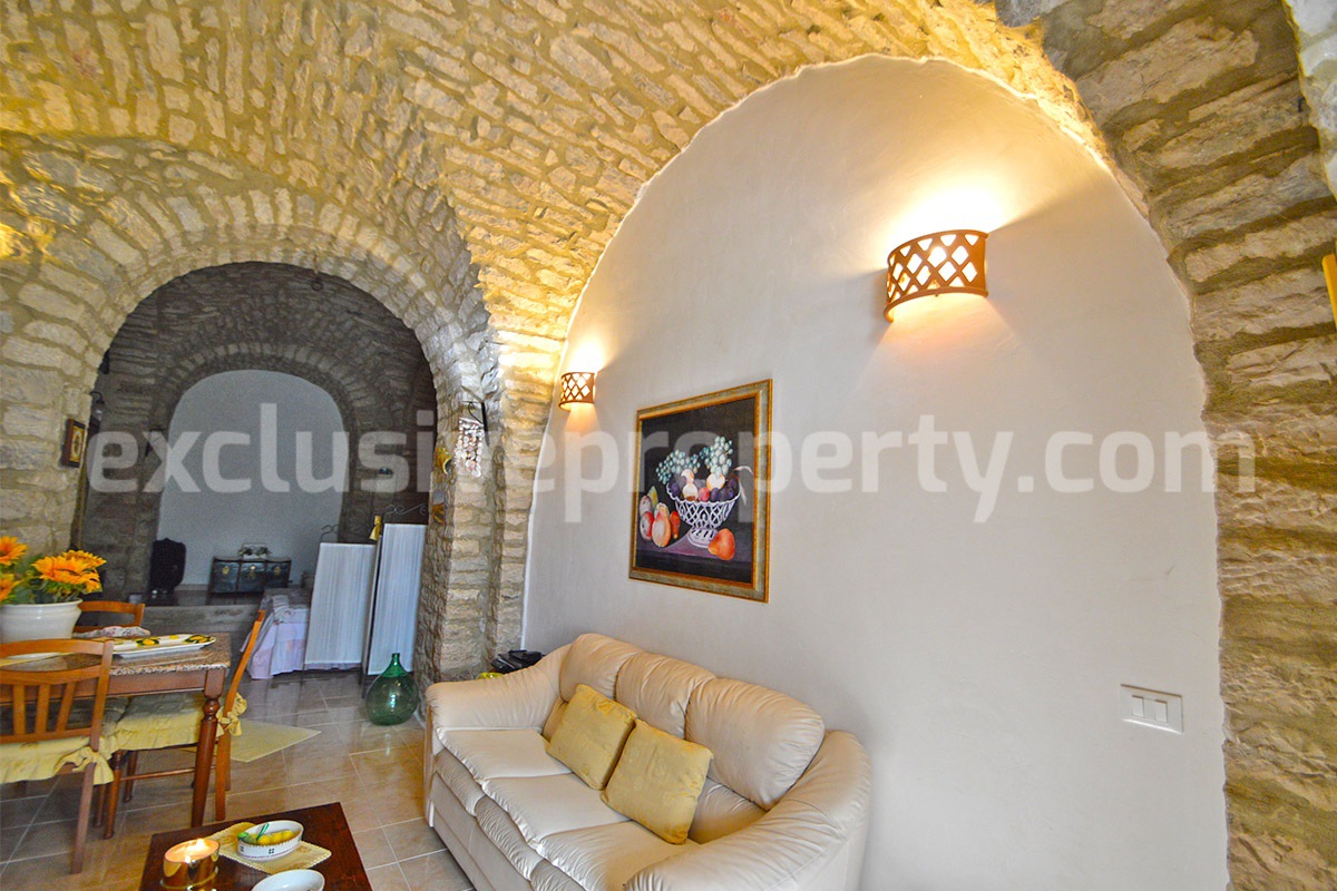 Stunning Properties in Italy - Italian Style Stone House for Sale in Guardialfiera - Molise - Renovated with Garden
