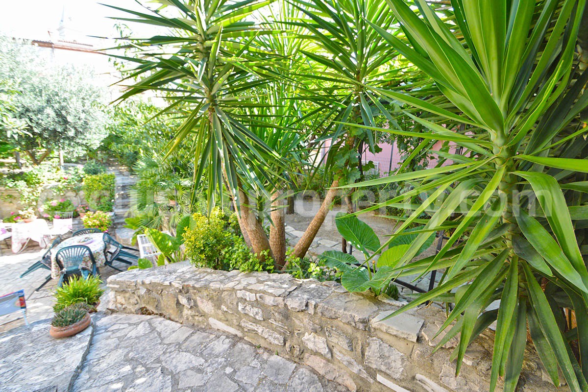 Stunning Properties in Italy - Italian Style Stone House for Sale in Guardialfiera - Molise - Renovated with Garden