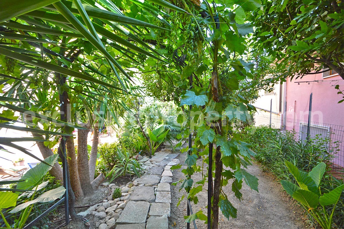 Stunning Properties in Italy - Italian Style Stone House for Sale in Guardialfiera - Molise - Renovated with Garden