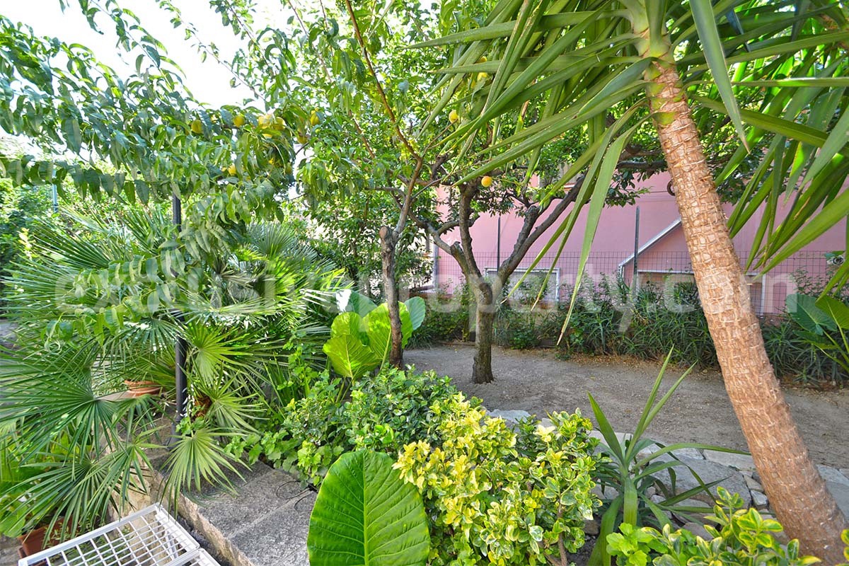 Stunning Properties in Italy - Italian Style Stone House for Sale in Guardialfiera - Molise - Renovated with Garden