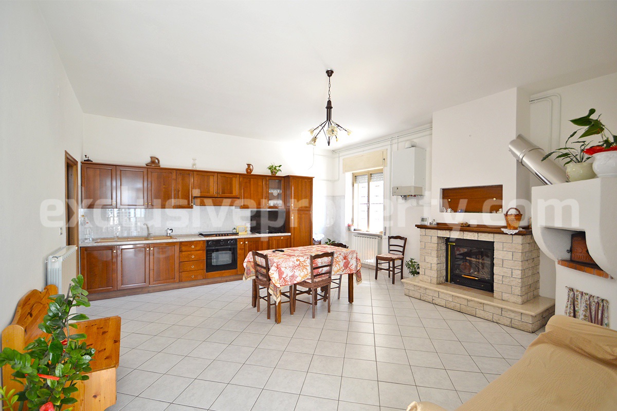 Spacious Country House for Sale in Tavenna - Molise Italy - Land with Olive Trees - Move-In Ready