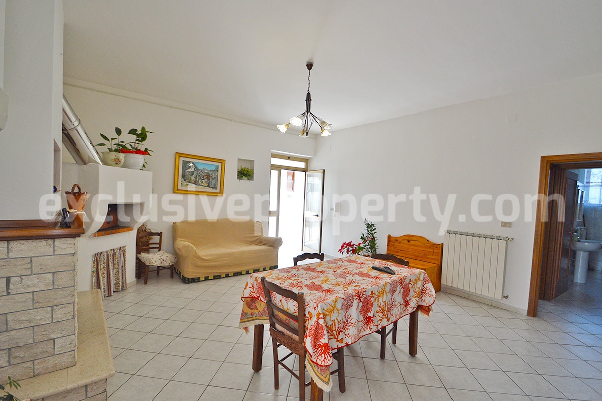 Spacious Country House for Sale in Tavenna - Molise Italy - Land with Olive Trees - Move-In Ready
