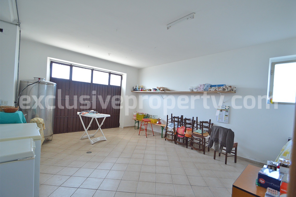 Spacious Country House for Sale in Tavenna - Molise Italy - Land with Olive Trees - Move-In Ready