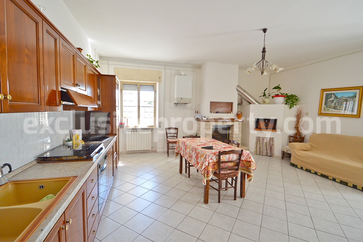Spacious Country House for Sale in Tavenna - Molise Italy - Land with Olive Trees - Move-In Ready