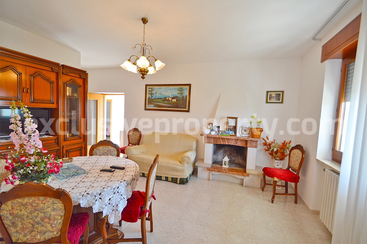 Spacious Country House for Sale in Tavenna - Molise Italy - Land with Olive Trees - Move-In Ready