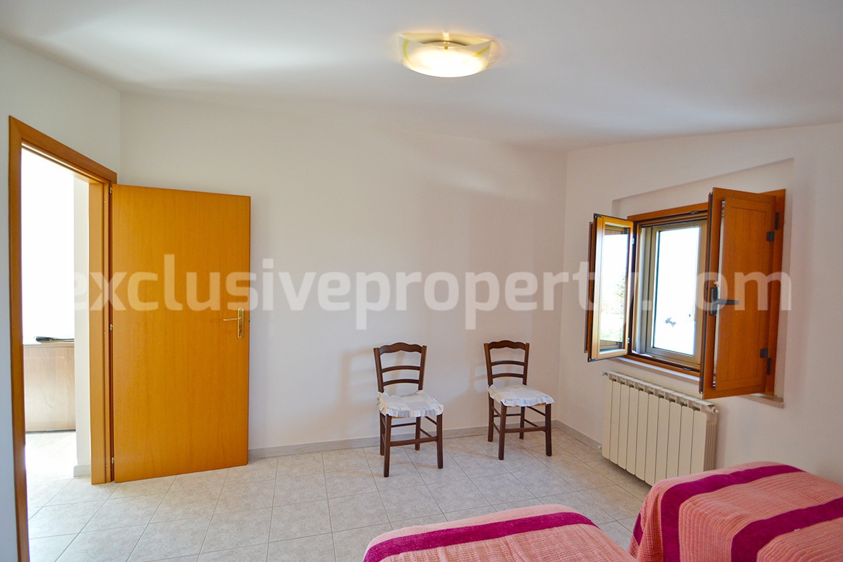 Spacious Country House for Sale in Tavenna - Molise Italy - Land with Olive Trees - Move-In Ready