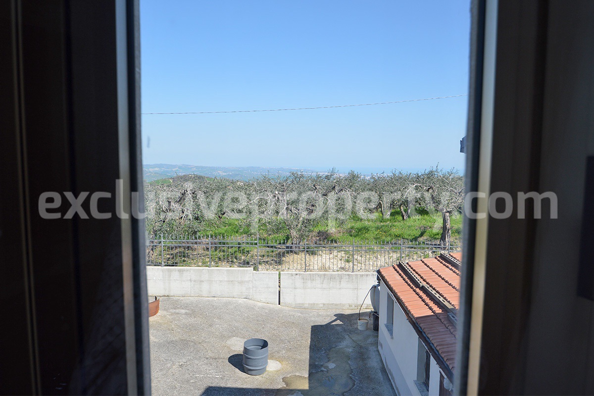 Spacious Country House for Sale in Tavenna - Molise Italy - Land with Olive Trees - Move-In Ready