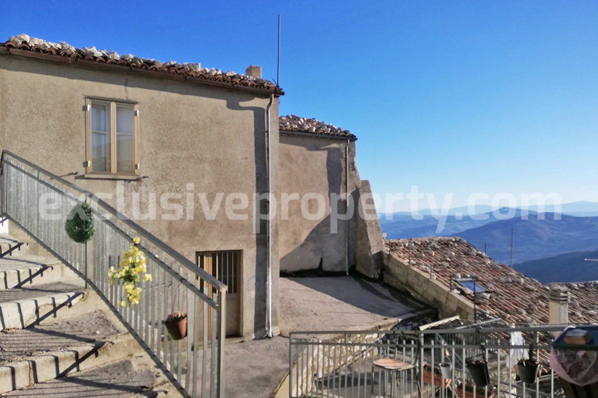 Charming Historic Home in Italy -  Torrebruna - Abruzzo -  Vaulted Ceilings and Panoramic Views