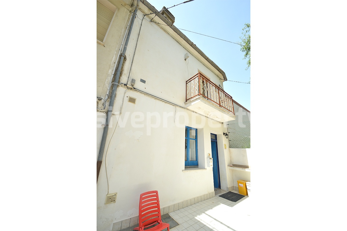Furnished Townhouse with Panoramic Balconies for Sale in Celenza sul Trigno - Abruzzo