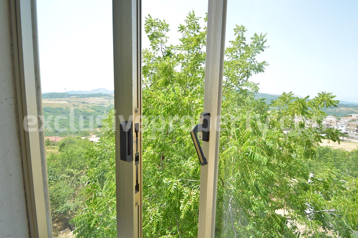 Furnished Townhouse with Panoramic Balconies for Sale in Celenza sul Trigno - Abruzzo