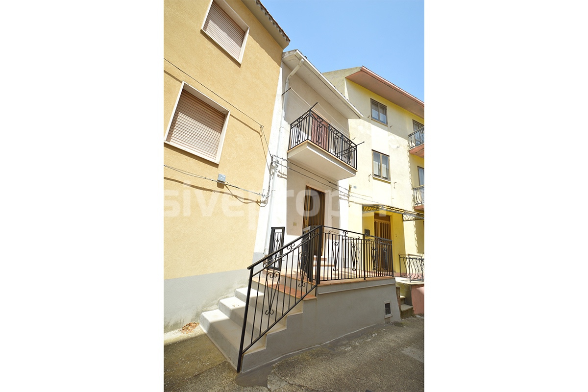 Furnished Townhouse with Outdoor Space for Sale in Italy - Celenza sul Trigno - Abruzzo