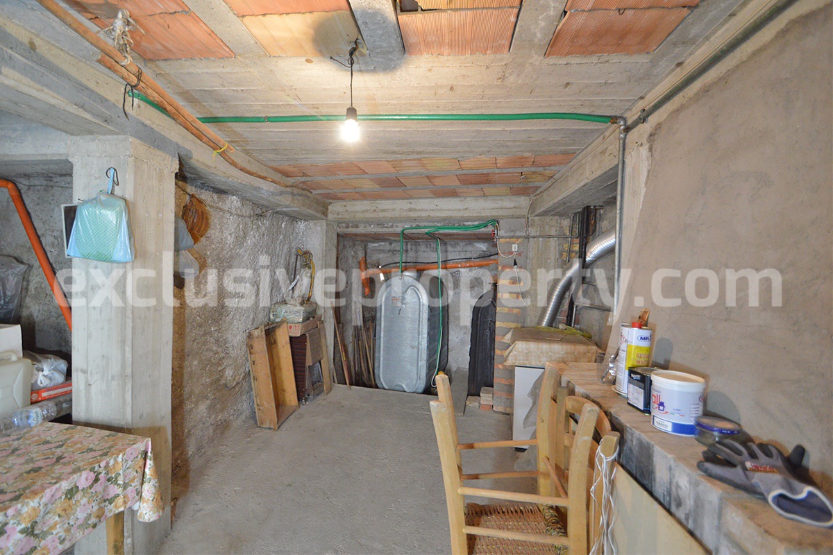 Furnished Townhouse with Outdoor Space for Sale in Italy - Celenza sul Trigno - Abruzzo