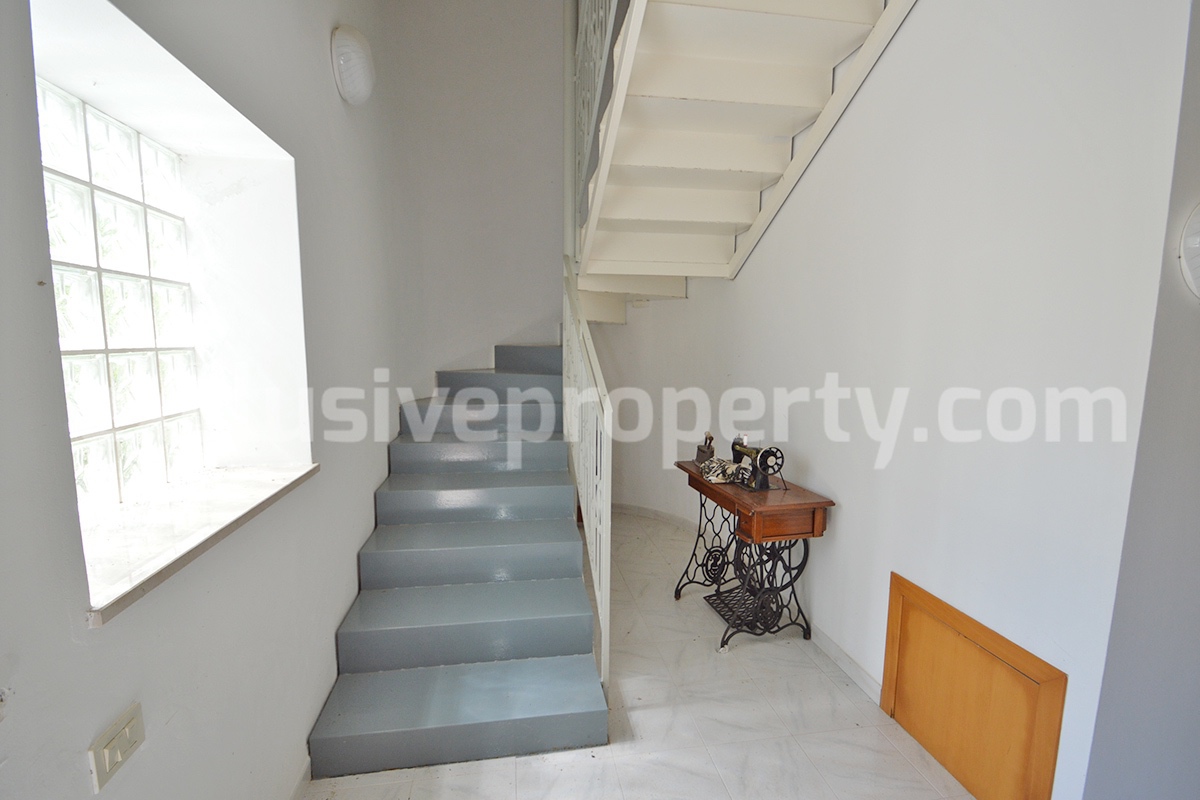Authentic Italian Country House for Sale in Abruzzo - 260 sqm Home with Land - Garages and Panoramic Views