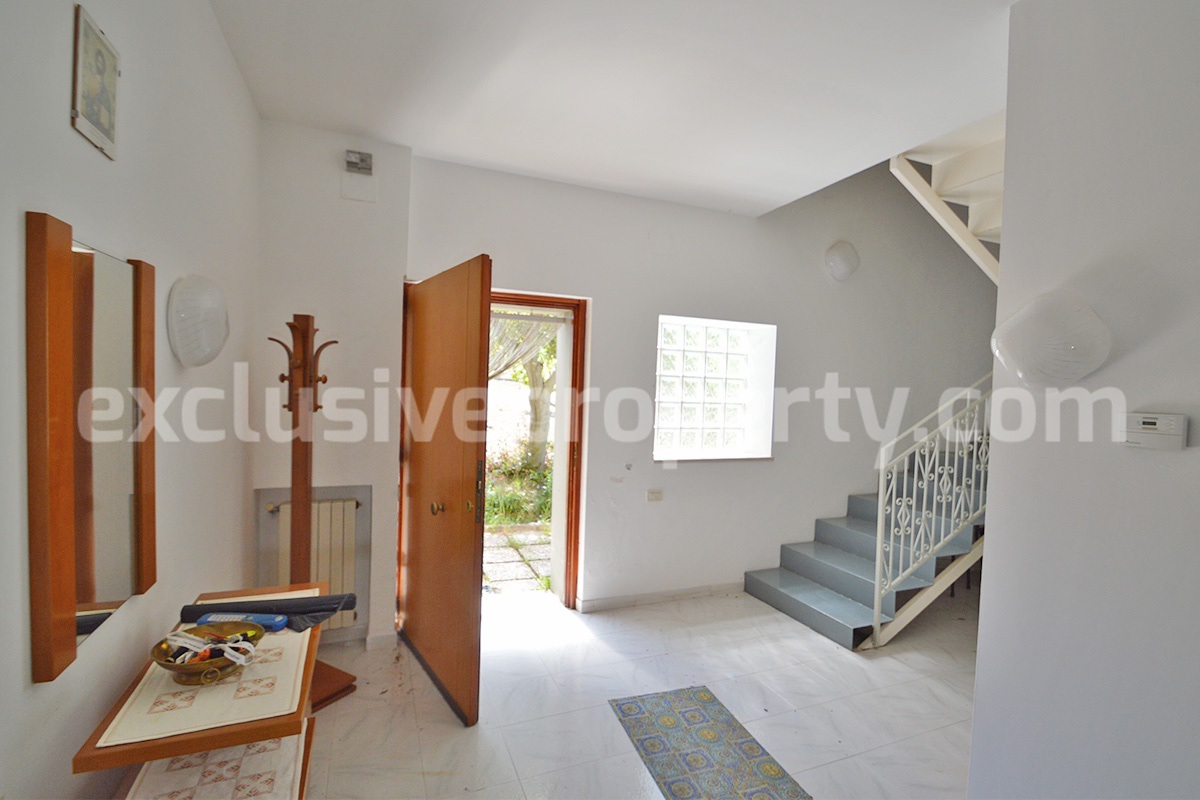 Authentic Italian Country House for Sale in Abruzzo - 260 sqm Home with Land - Garages and Panoramic Views