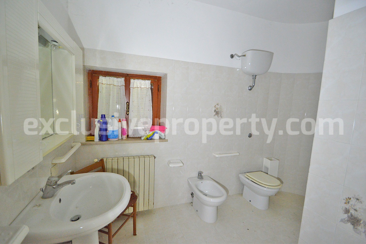 Authentic Italian Country House for Sale in Abruzzo - 260 sqm Home with Land - Garages and Panoramic Views
