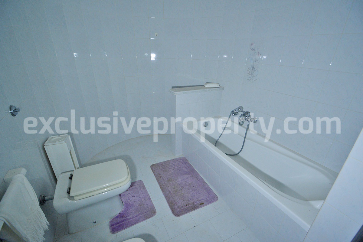 Authentic Italian Country House for Sale in Abruzzo - 260 sqm Home with Land - Garages and Panoramic Views