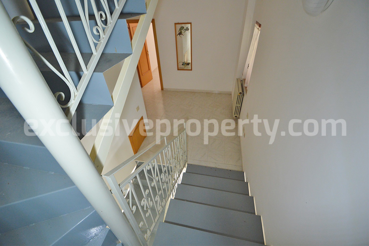 Authentic Italian Country House for Sale in Abruzzo - 260 sqm Home with Land - Garages and Panoramic Views