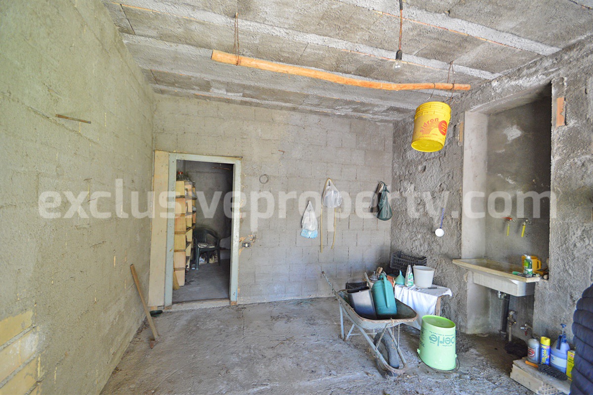 Authentic Italian Country House for Sale in Abruzzo - 260 sqm Home with Land - Garages and Panoramic Views