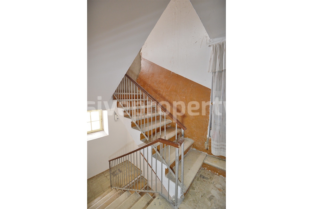 House for Sale in Italy - Independent Historical Palace in Molise with 160 sqm and Original Features