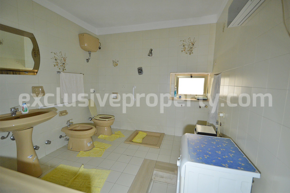 House for Sale in Italy - Independent Historical Palace in Molise with 160 sqm and Original Features