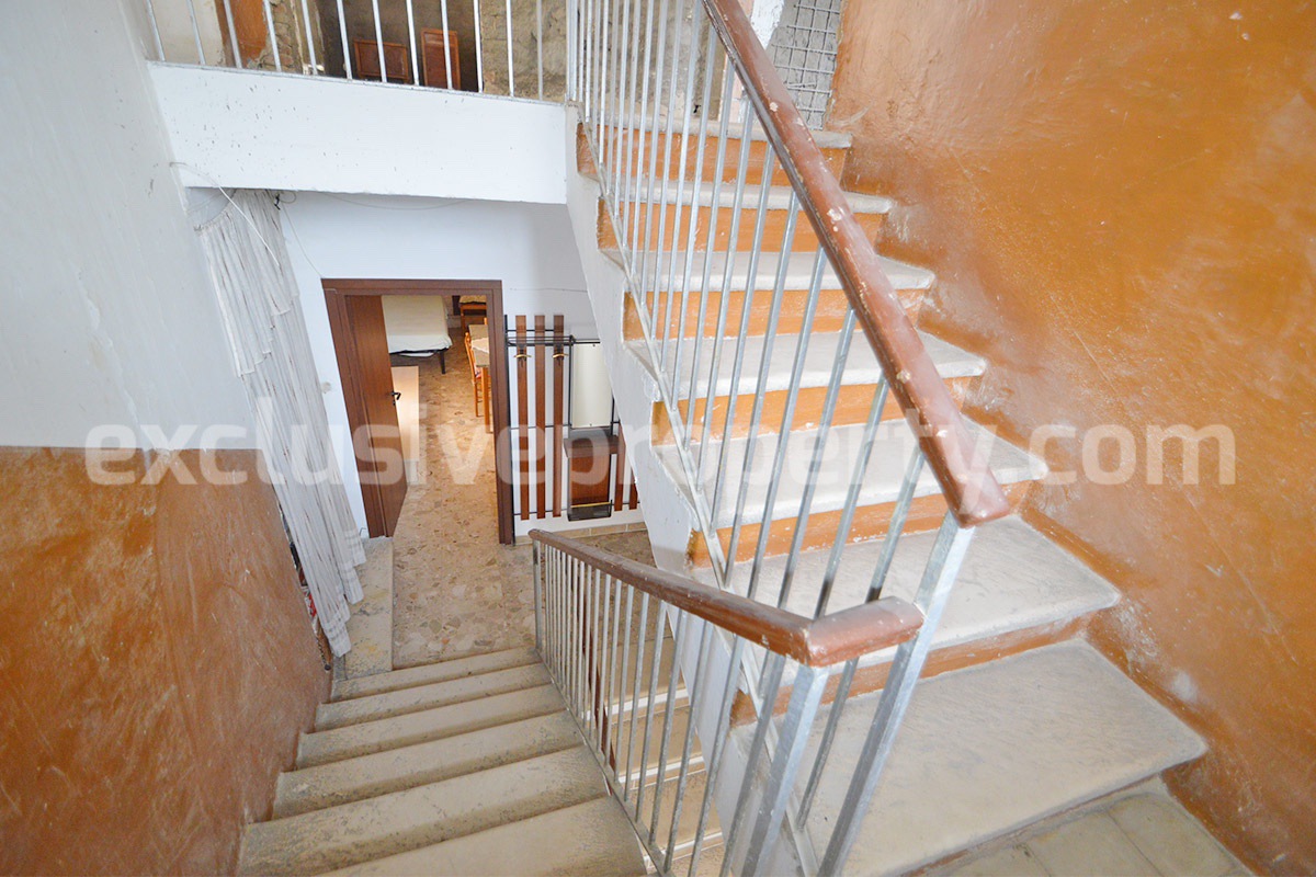 House for Sale in Italy - Independent Historical Palace in Molise with 160 sqm and Original Features