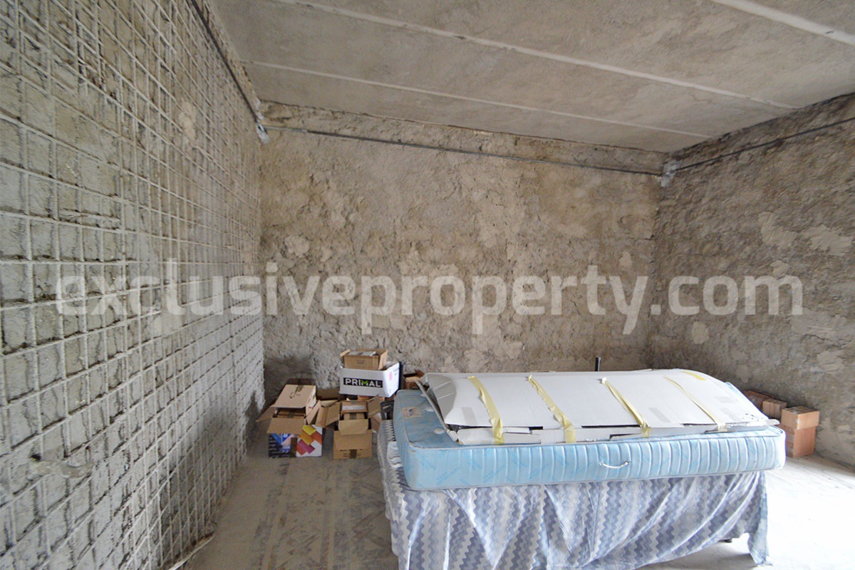 House for Sale in Italy - Independent Historical Palace in Molise with 160 sqm and Original Features