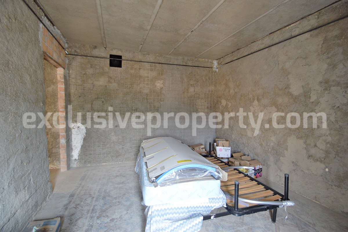 House for Sale in Italy - Independent Historical Palace in Molise with 160 sqm and Original Features