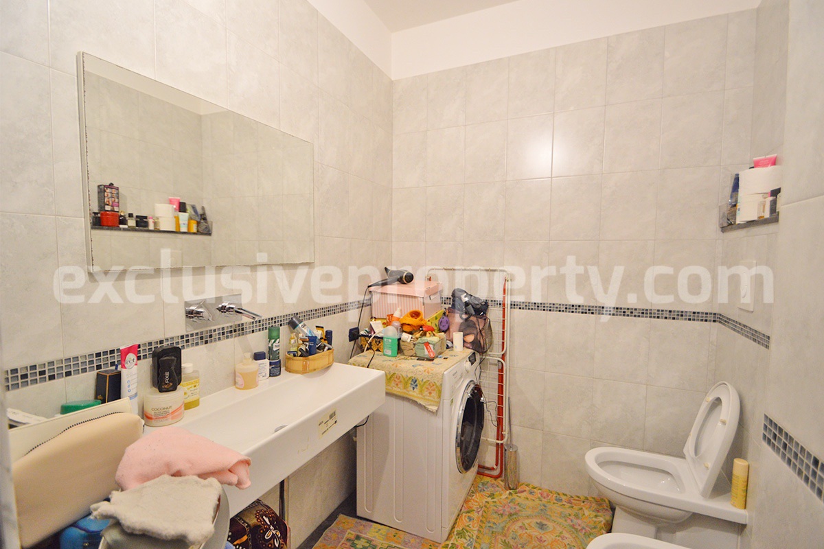 Renovated Townhouse for Sale in Molise Italy - Vaulted Ceilings - Habitable