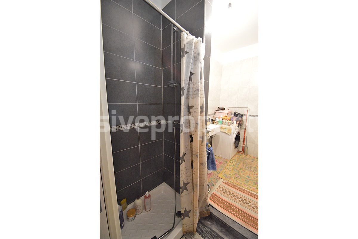 Renovated Townhouse for Sale in Molise Italy - Vaulted Ceilings - Habitable
