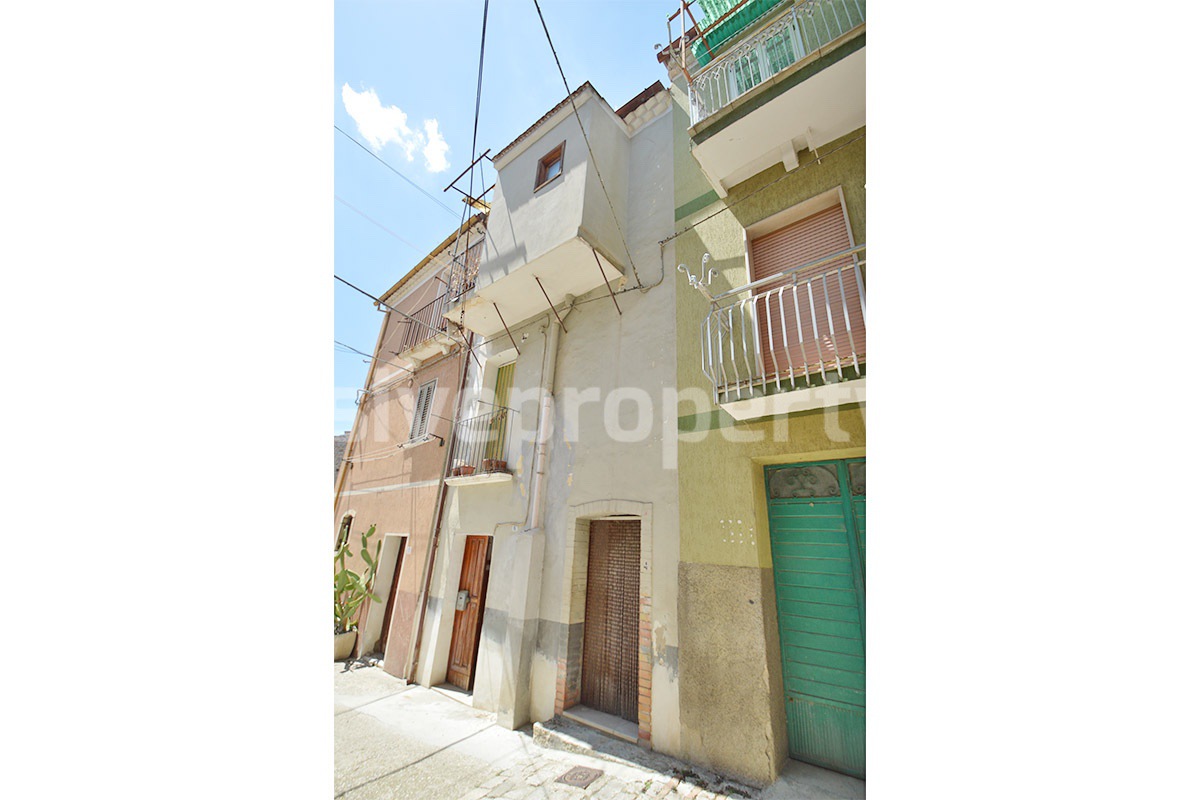 Furnished Townhouse for Sale in Lucito -  Molise - Historic Italian Village Home