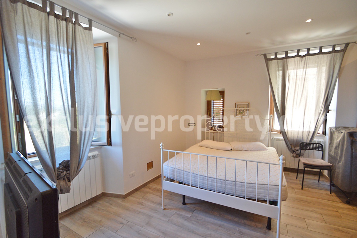 Completely renovated house with garden for sale in the Molise region