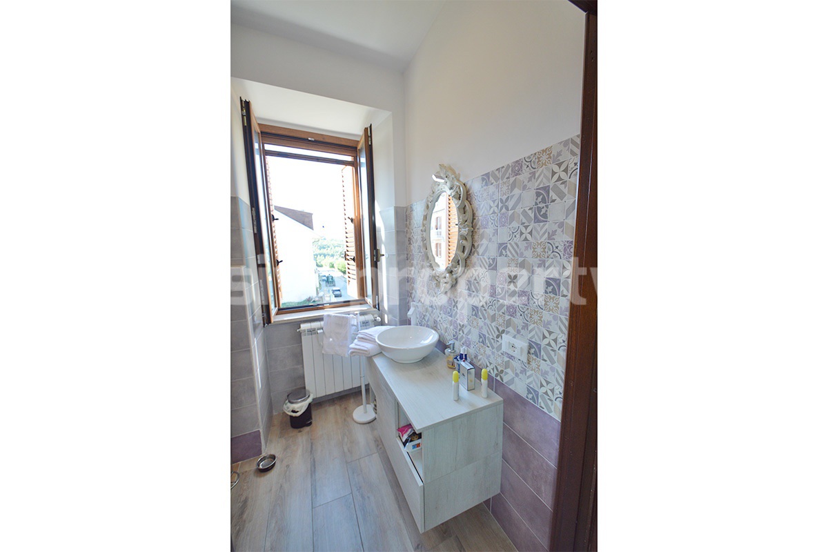 Completely renovated house with garden for sale in the Molise region