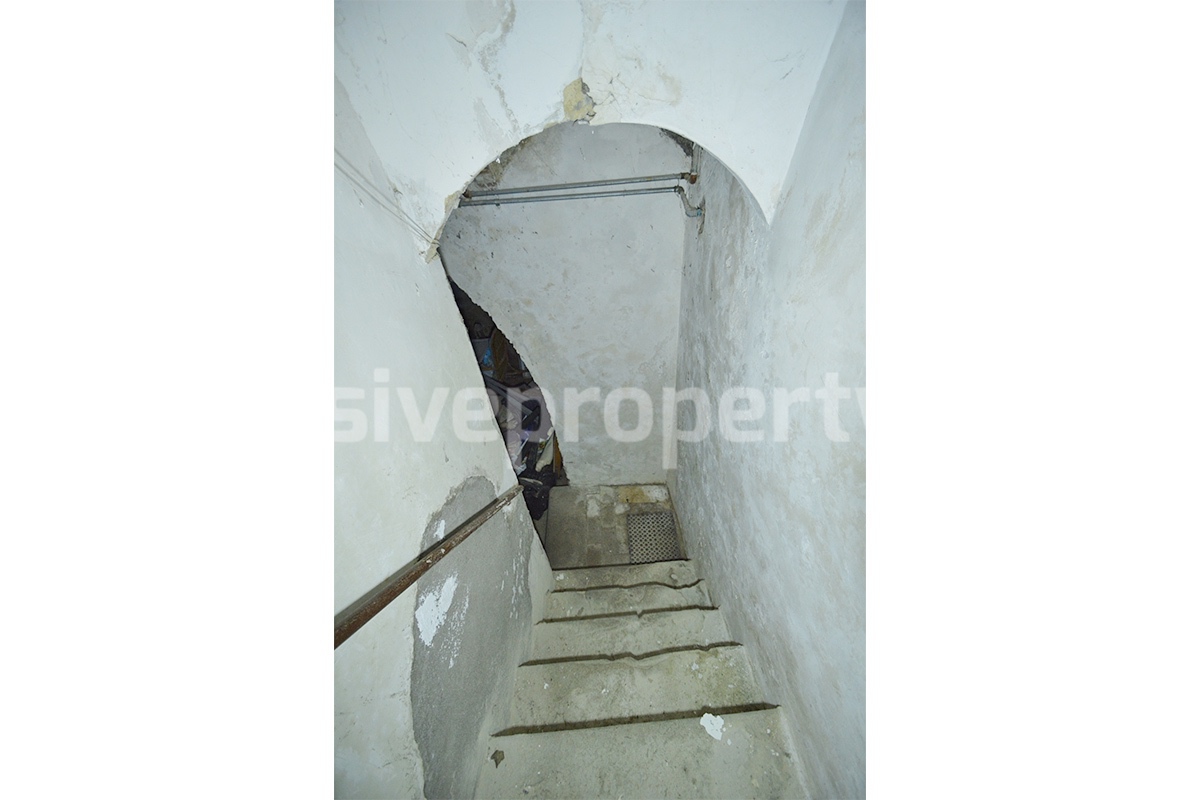 Completely renovated house with garden for sale in the Molise region
