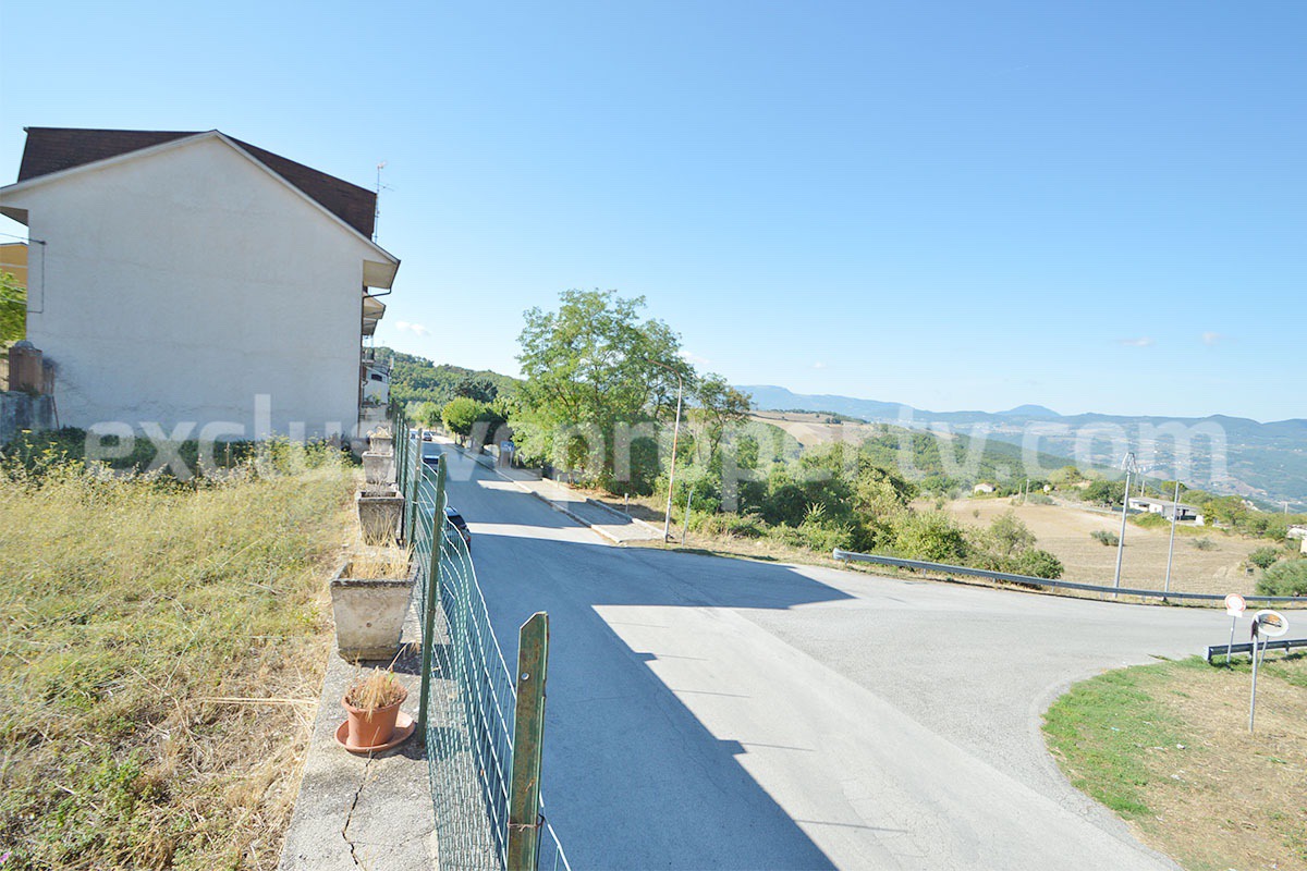 Completely renovated house with garden for sale in the Molise region