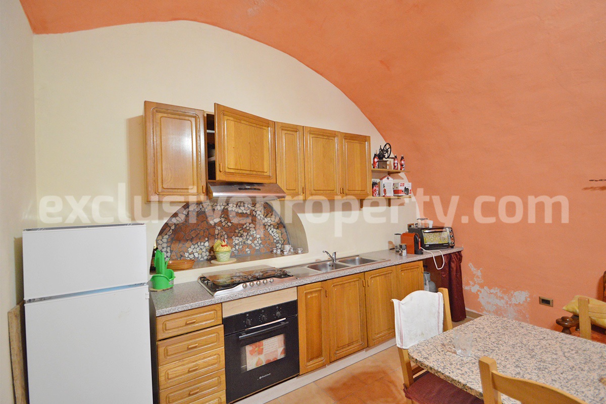 Stone house for sale in Casacalenda - Molise - Furnished with panoramic views and wooden roof
